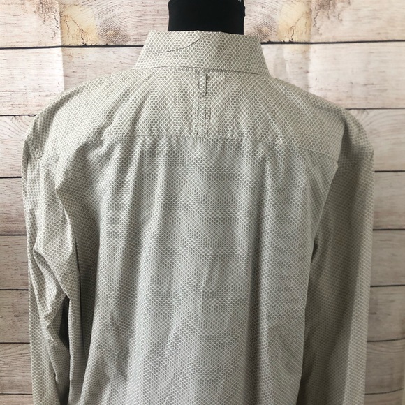 Banana Republic button down shirt - Picture 2 of 6